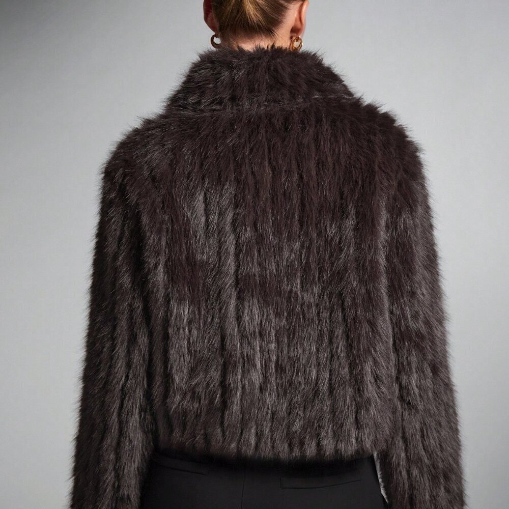 Brown Elegant Women's Oversized Patchwork Faux Fur Coat jacket - Picture 3 of 9